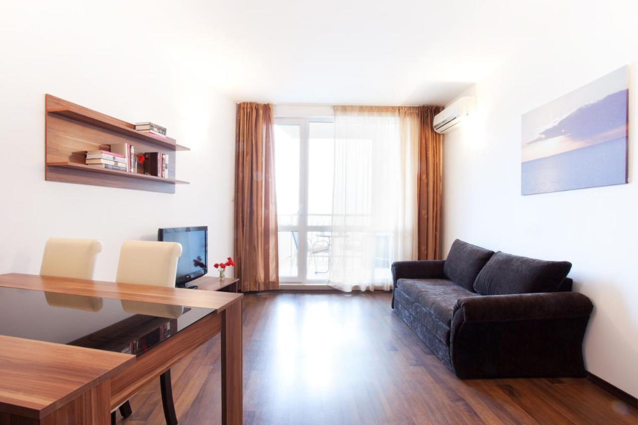 Vilmar Aparthotel Pomorie Exterior photo
