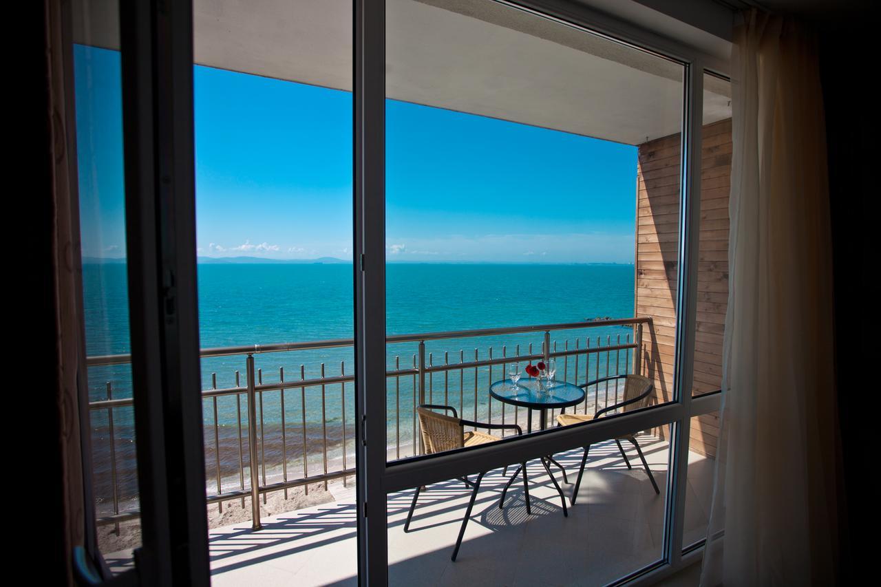 Vilmar Aparthotel Pomorie Exterior photo