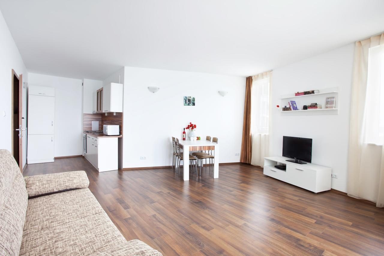Vilmar Aparthotel Pomorie Exterior photo